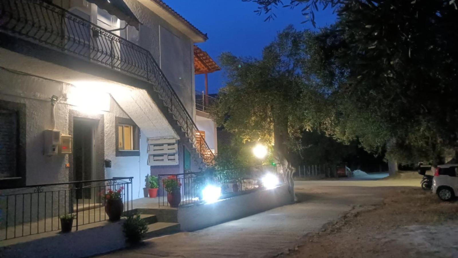 Nikos Studios Keri Exterior foto