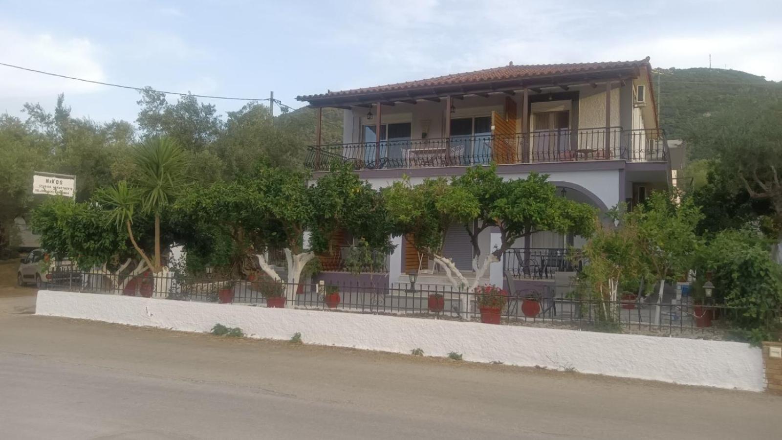 Nikos Studios Keri Exterior foto